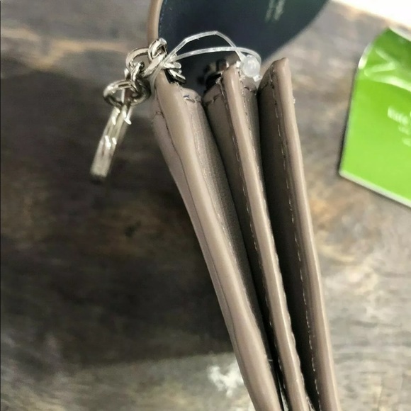 Kate Spade Coin/Card Wallet - Picture 6 of 7